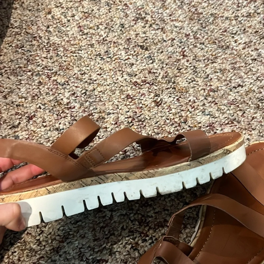 Sandals - Picture 2 of 3